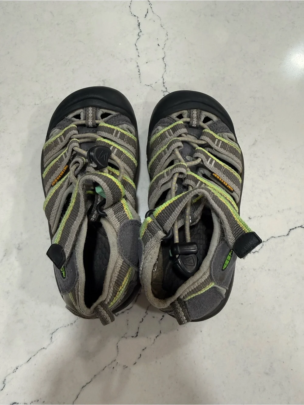 KEEN Newport H2 Kids Toddler Closed-Toe Sandals Gray/Green US 11 Water Shoes